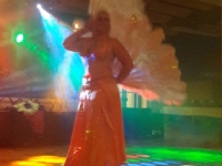 "Charming Feather" mit Anisah