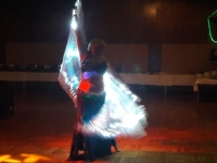 Anisah mit "LED-Wings"